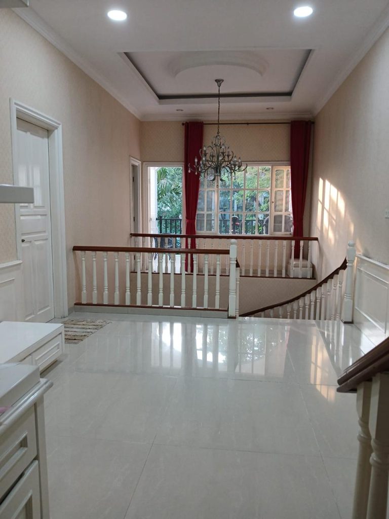 Rumah Mewah di Grisenda PIK 1