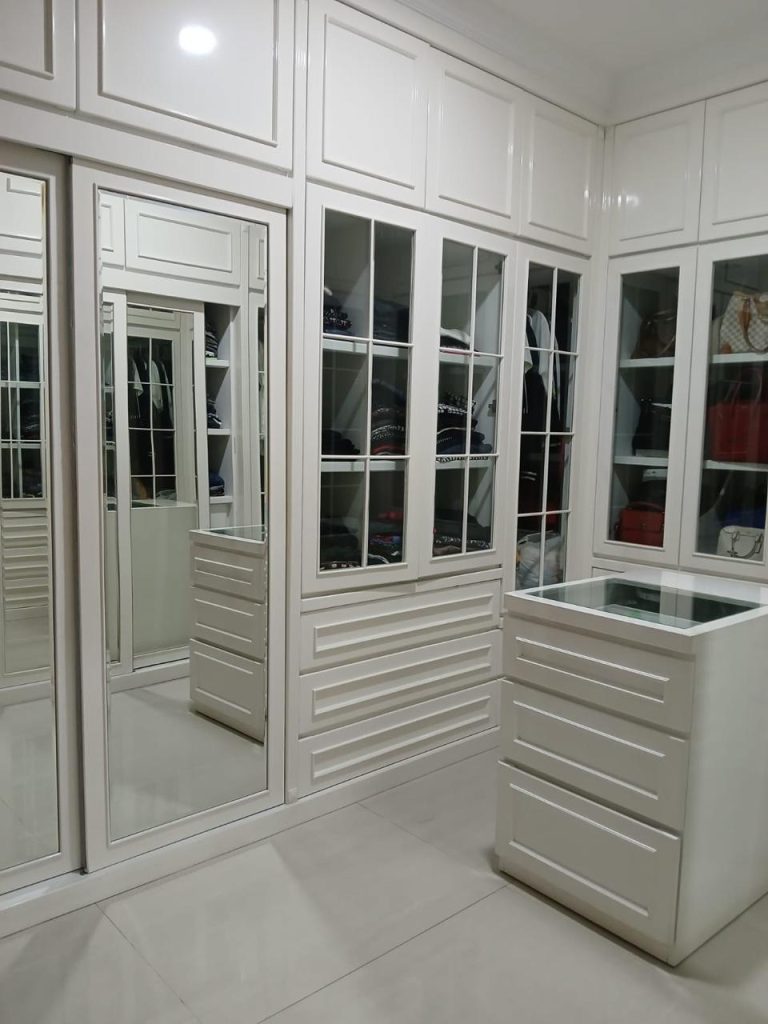 Rumah Mewah di Grisenda PIK 4